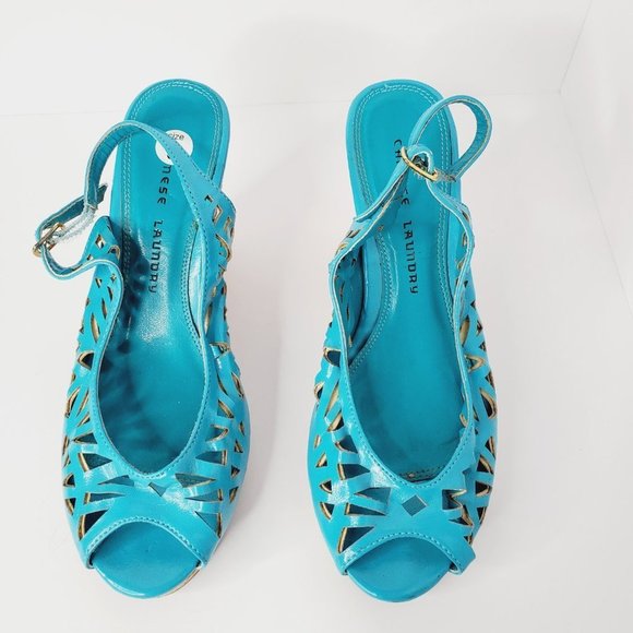 CHINESE LAUNDRY Blue Patent Leather Peep Toe Wedge Sandals - Picture 3 of 9